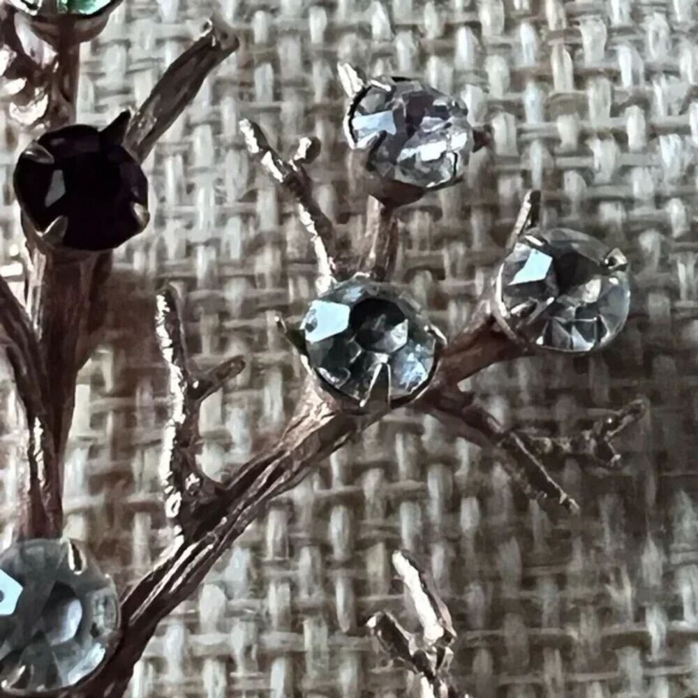 Sarah Coventry RARE Rhinestones Tree Brooch Gold Tone - Picture 9 of 10